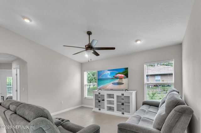 63 PRESIDENT Lane, Palm Coast, FL 32164