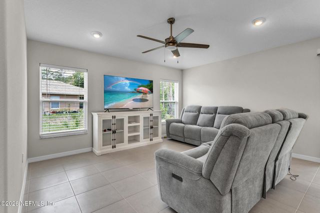 63 PRESIDENT Lane, Palm Coast, FL 32164