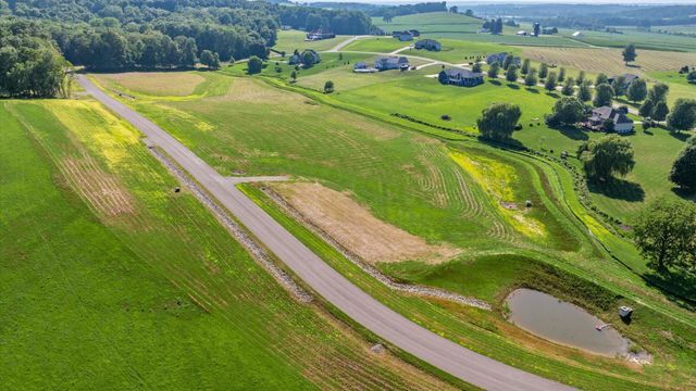 142 Linnridge Drive SE, Lot 26, Newark, OH 43055