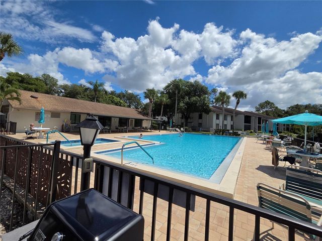 1700 PINE RIDGE WAY E C1, Palm Harbor, FL 34684