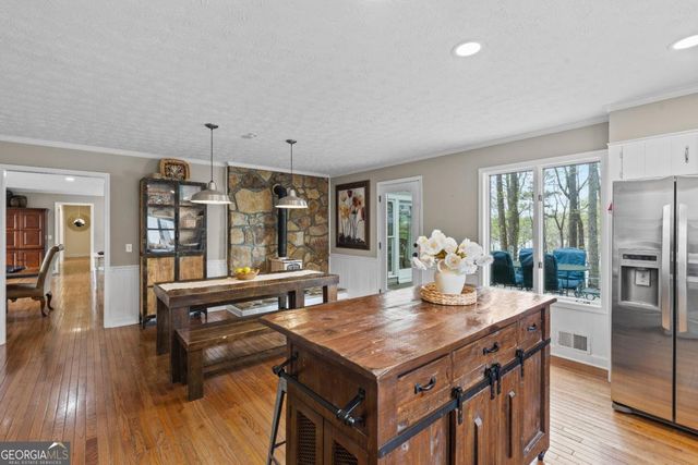 8360 Lanier Drive, Cumming, GA 30041