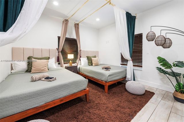 232 NW 59th St, Miami, FL 33127