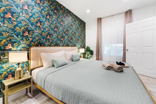 232 NW 59th St, Miami, FL 33127