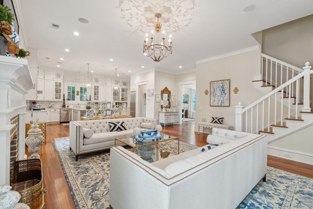 28 Robert Mills Circle, Mount Pleasant, SC 29464