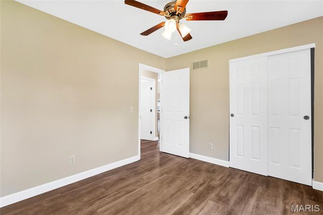 2601 Brookfield Court, Columbia, IL 62236