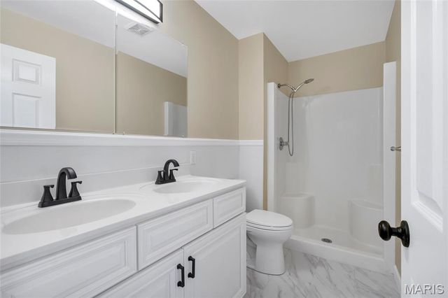 2601 Brookfield Court, Columbia, IL 62236