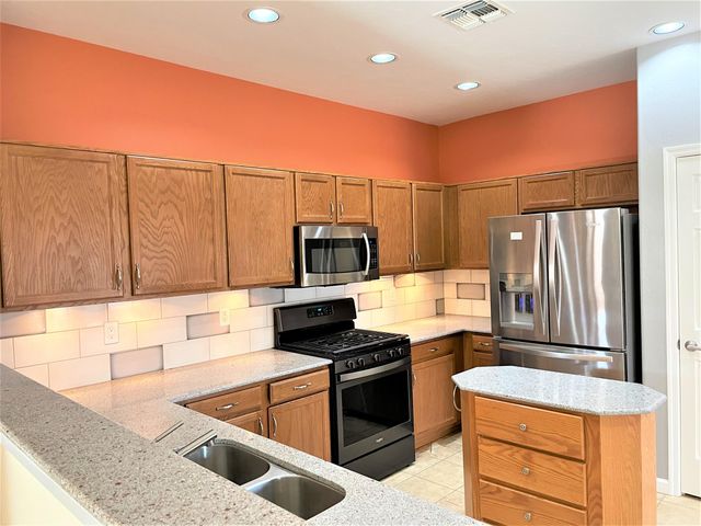 5579 W Dove Loft Drive, Marana, AZ 85658