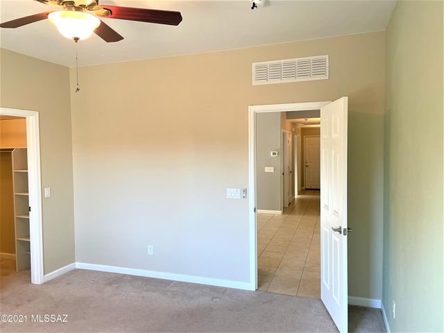 5579 W Dove Loft Drive, Marana, AZ 85658