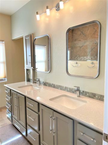 5579 W Dove Loft Drive, Marana, AZ 85658