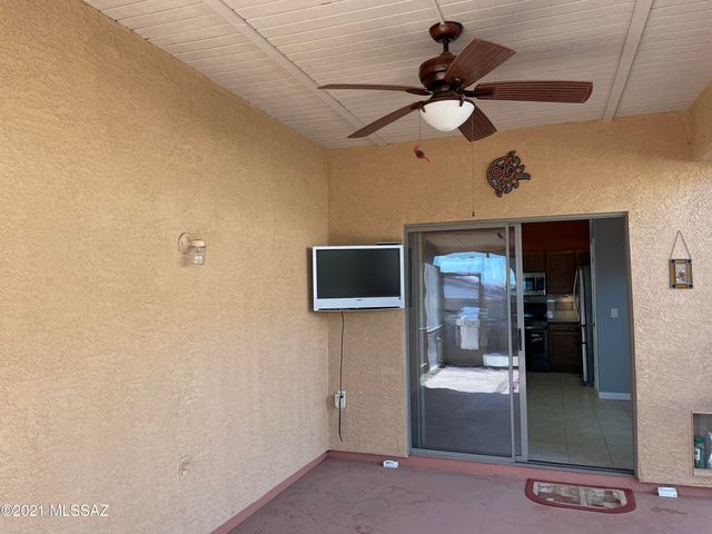 5579 W Dove Loft Drive, Marana, AZ 85658