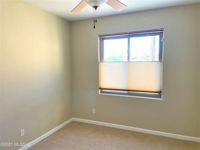 5579 W Dove Loft Drive, Marana, AZ 85658