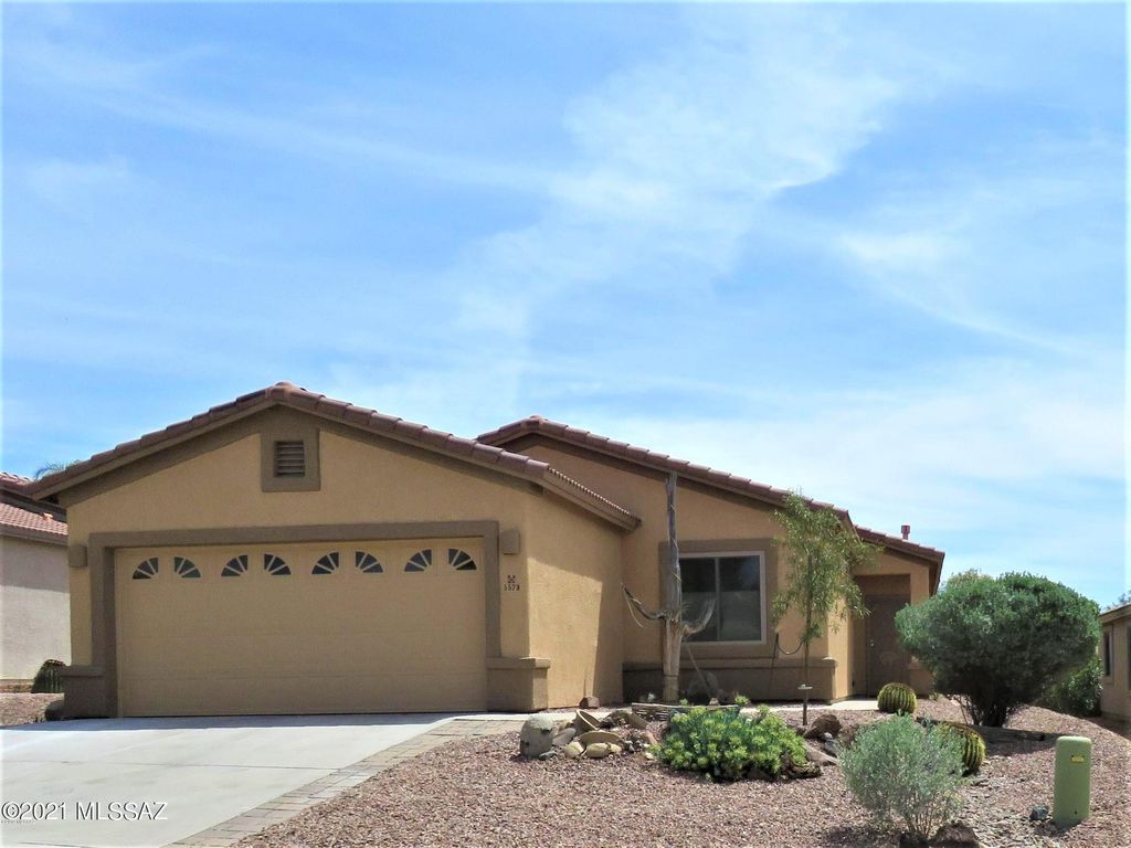 5579 W Dove Loft Drive, Marana, AZ 85658