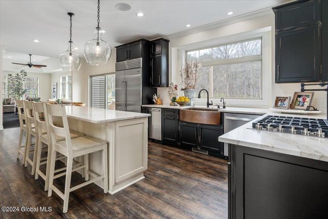 8 Brookhaven Court, Wilton, NY 12866