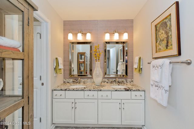 8 Brookhaven Court, Wilton, NY 12866