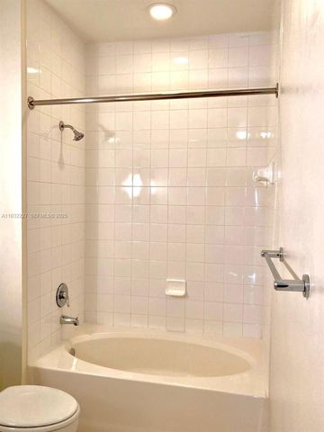 2001 Biscayne Blvd 2608, Miami, FL 33137