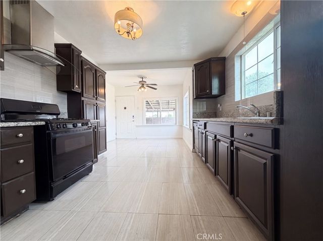 11950 Lee Avenue, Adelanto, CA 92301