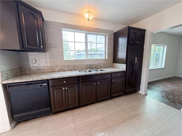 11950 Lee Avenue, Adelanto, CA 92301
