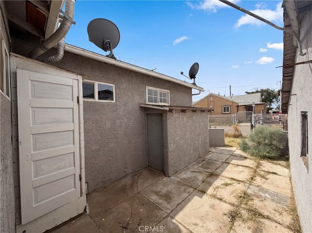 11950 Lee Avenue, Adelanto, CA 92301