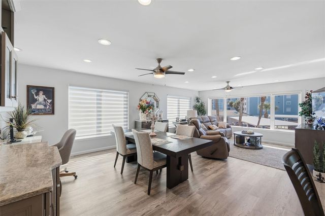 5400 GULF DRIVE 32, Holmes Beach, FL 34217