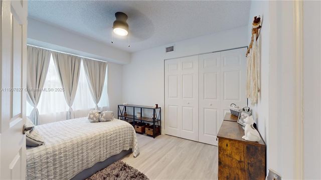 10208 NW 24th Pl 101, Sunrise, FL 33322