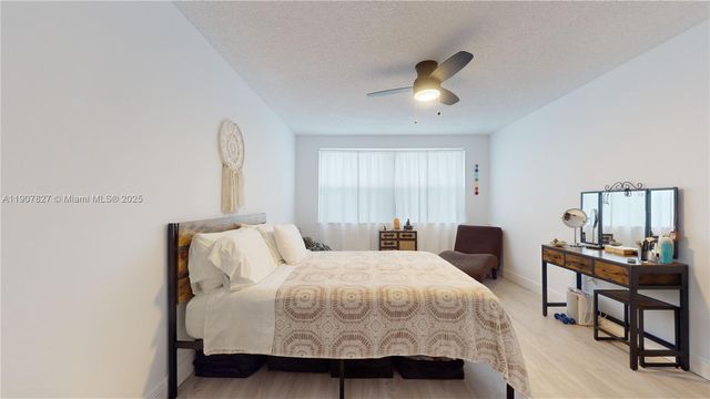 10208 NW 24th Pl 101, Sunrise, FL 33322