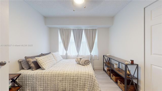 10208 NW 24th Pl 101, Sunrise, FL 33322