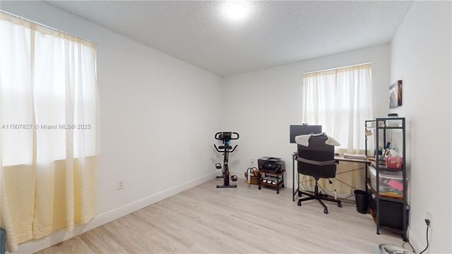 10208 NW 24th Pl 101, Sunrise, FL 33322