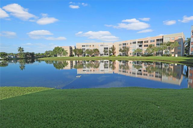 10208 NW 24th Pl 101, Sunrise, FL 33322