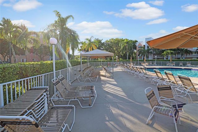 10208 NW 24th Pl 101, Sunrise, FL 33322