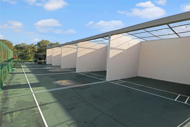 10208 NW 24th Pl 101, Sunrise, FL 33322