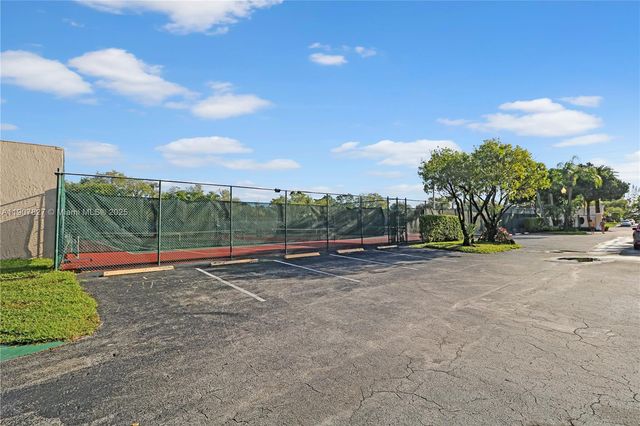 10208 NW 24th Pl 101, Sunrise, FL 33322