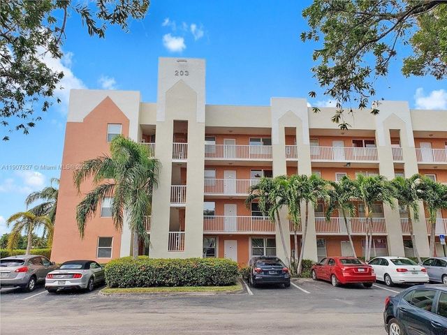 10208 NW 24th Pl 101, Sunrise, FL 33322