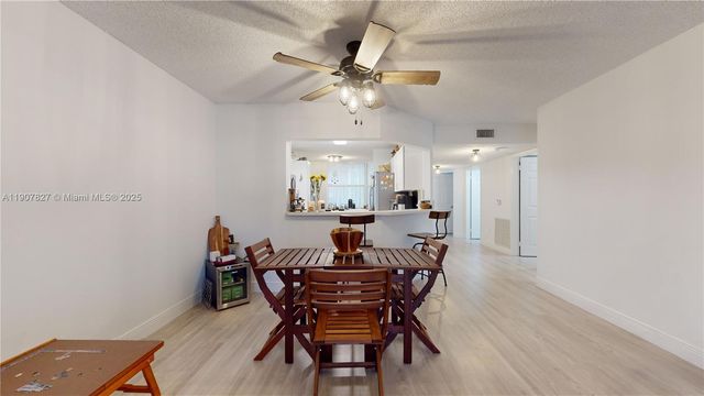 10208 NW 24th Pl 101, Sunrise, FL 33322