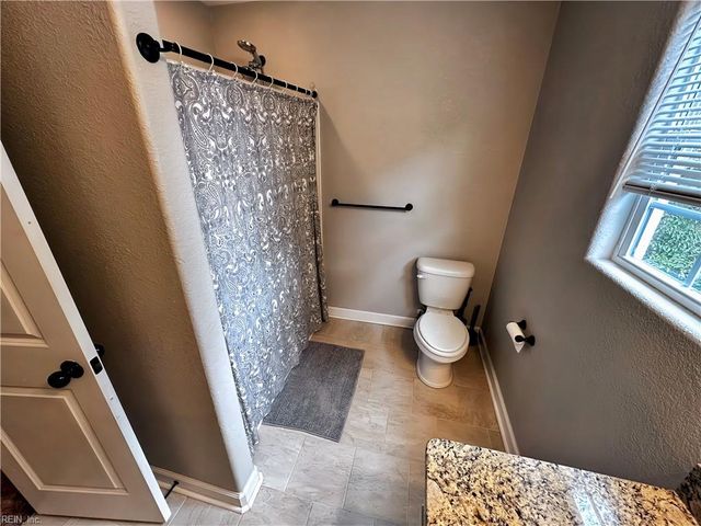 413 Henry ST, Suffolk, VA 23434