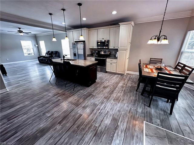 413 Henry ST, Suffolk, VA 23434
