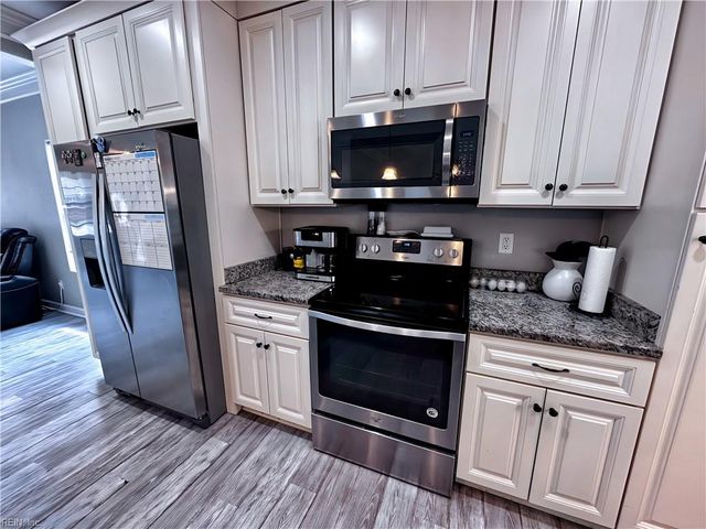 413 Henry ST, Suffolk, VA 23434