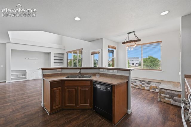 1861 Dewhirst Drive, Colorado Springs, CO 80951