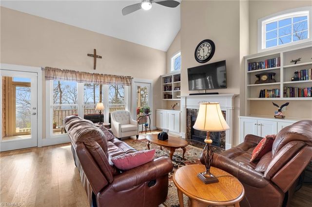 848 Sierra Trace Road, Denton, NC 27239