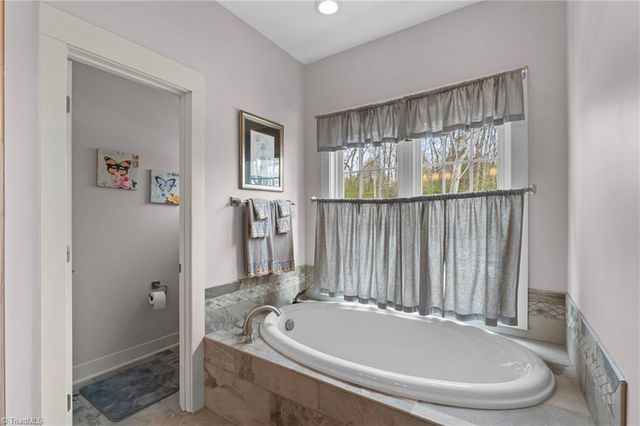 848 Sierra Trace Road, Denton, NC 27239