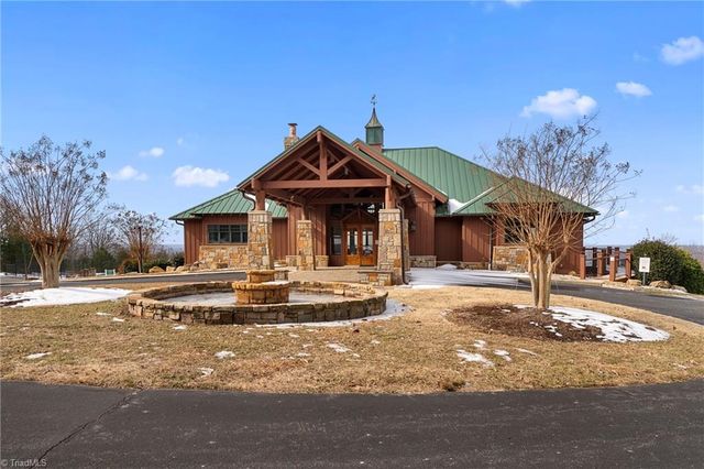 848 Sierra Trace Road, Denton, NC 27239