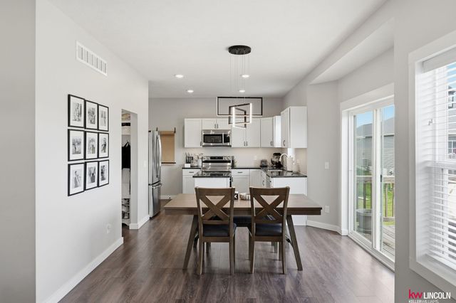 7420 N 49 Street, Lincoln, NE 68514