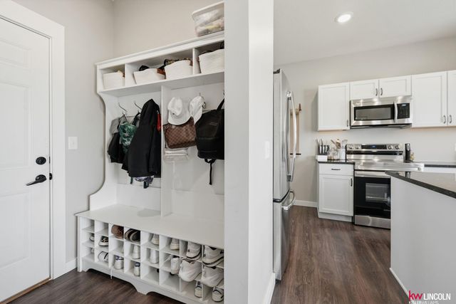 7420 N 49 Street, Lincoln, NE 68514