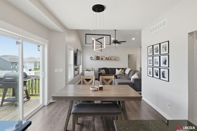7420 N 49 Street, Lincoln, NE 68514