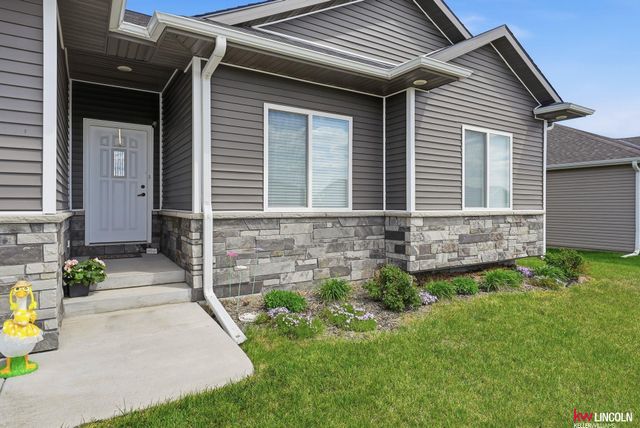 7420 N 49 Street, Lincoln, NE 68514