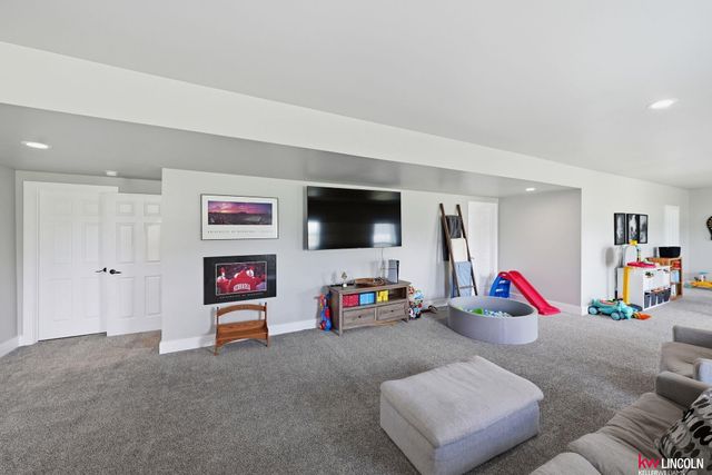 7420 N 49 Street, Lincoln, NE 68514