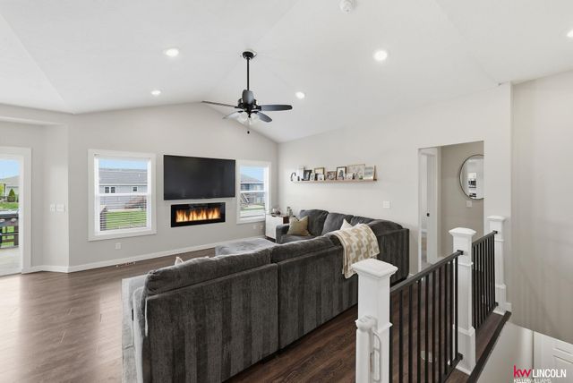 7420 N 49 Street, Lincoln, NE 68514