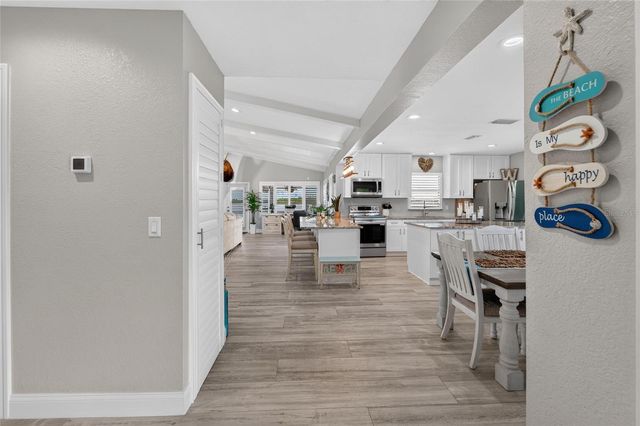 3422 W SHELL POINT ROAD, Ruskin, FL 33570