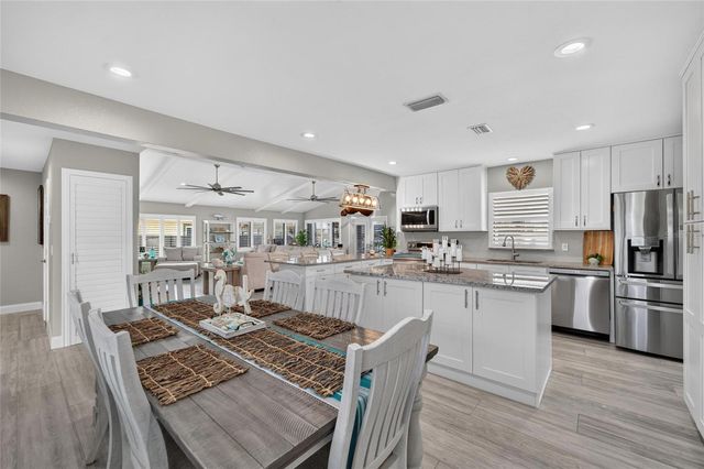 3422 W SHELL POINT ROAD, Ruskin, FL 33570
