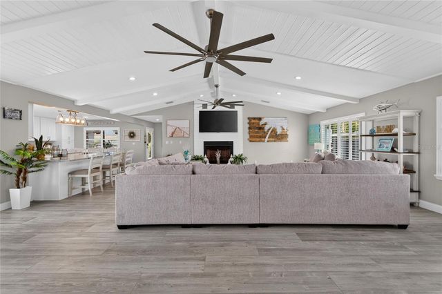 3422 W SHELL POINT ROAD, Ruskin, FL 33570