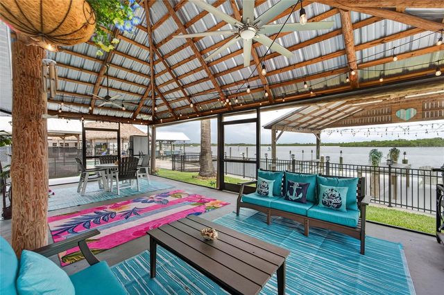 3422 W SHELL POINT ROAD, Ruskin, FL 33570